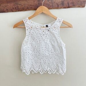 H&M | White Scalloped Lace Cotton Eyelet Sleeveless Crop Top Tank Top S